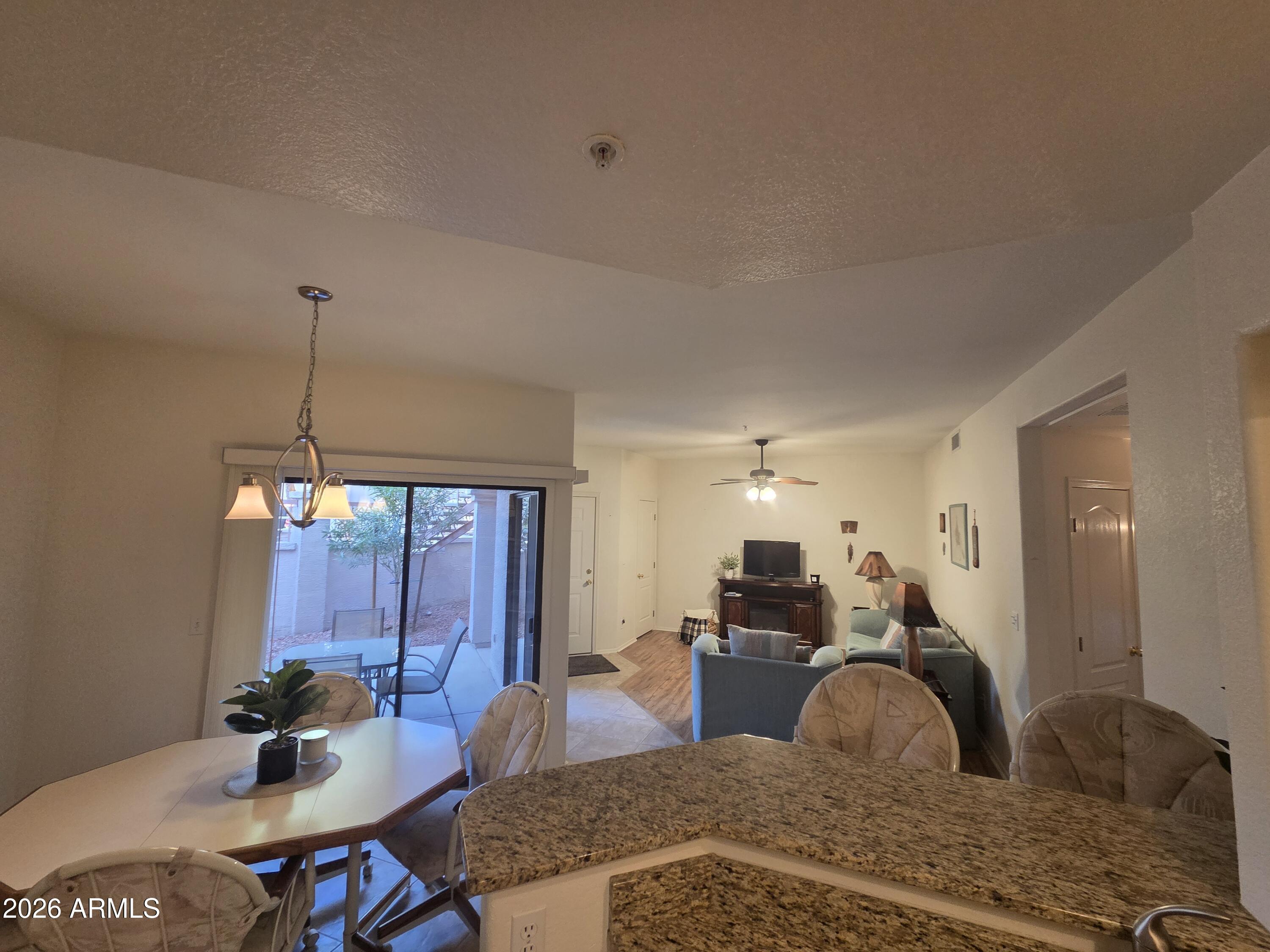 9151 W Greenway Road 182, Peoria, AZ 85381
