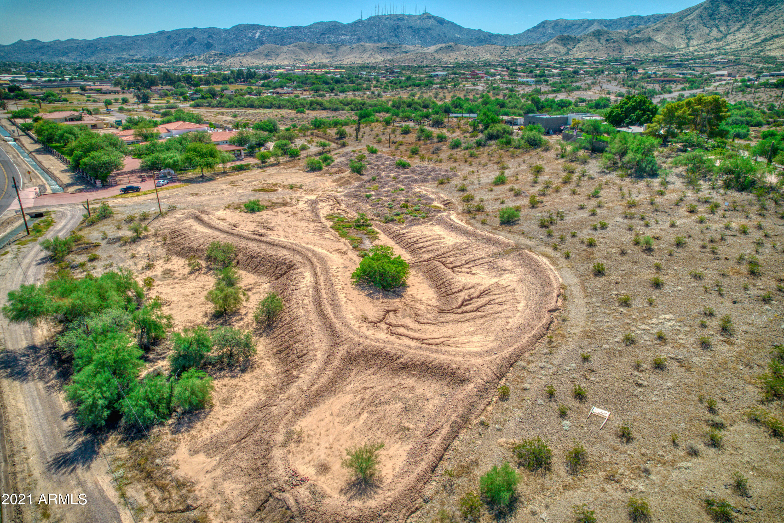 2031 W DOBBINS Road -, Phoenix, AZ 85041