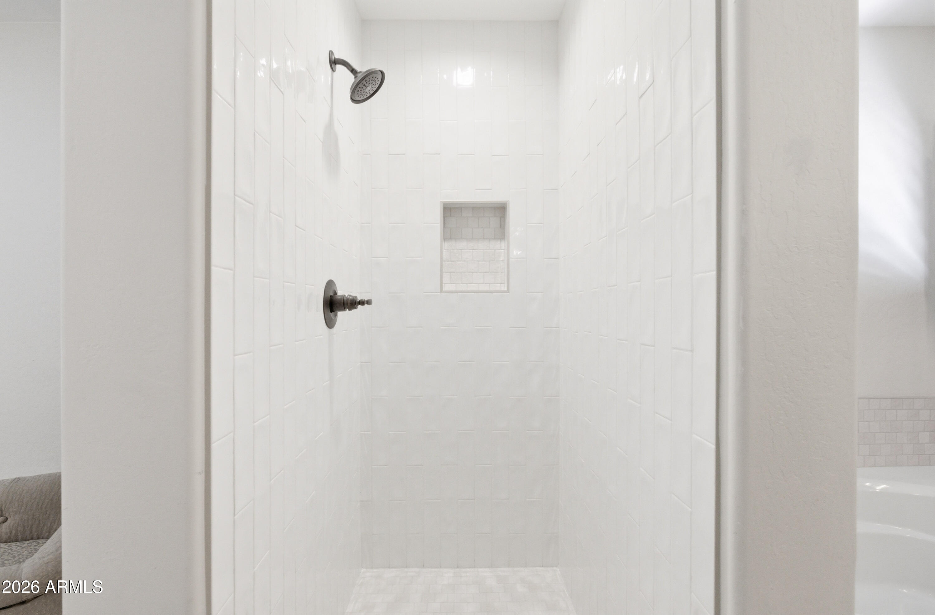 Thumbnail 27