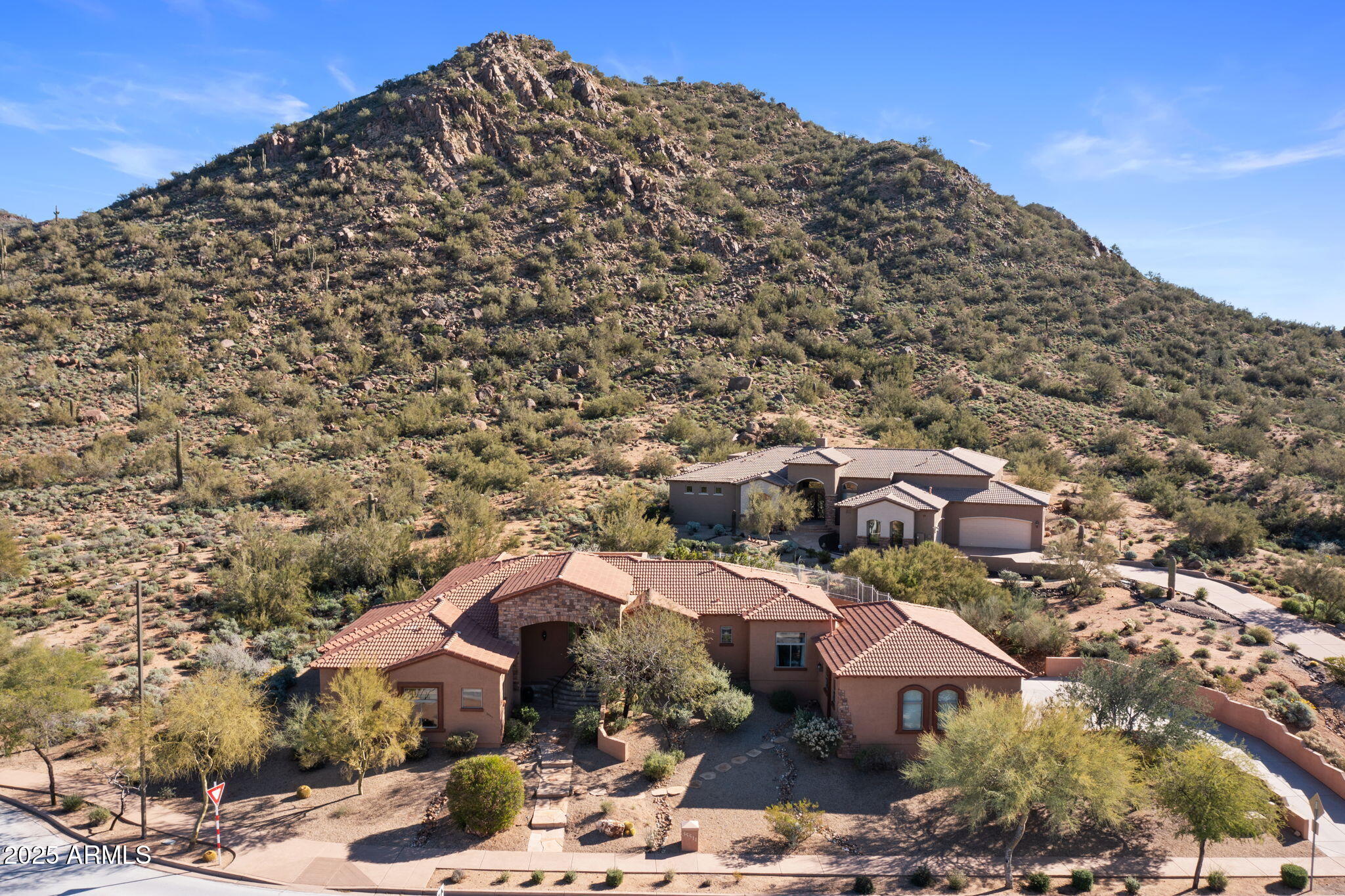 35511 N VIA TRAMONTO, Phoenix, AZ 85086 — Photo 1 of 51