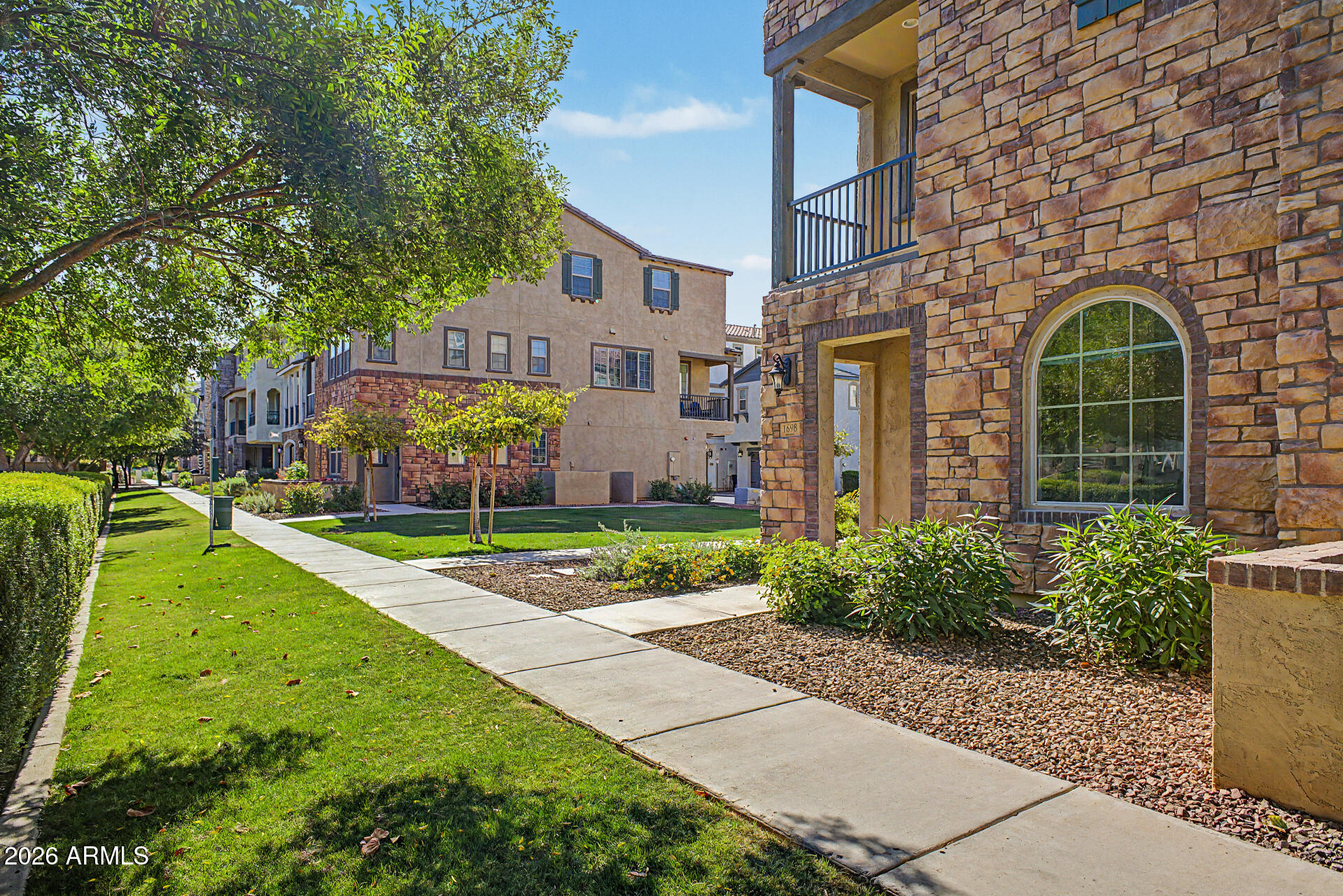 1698 E BRIDGEPORT Parkway, Gilbert, AZ 85295