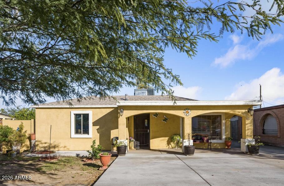6033 S 7TH Avenue, Phoenix, AZ 85041 — Photo 1 of 19