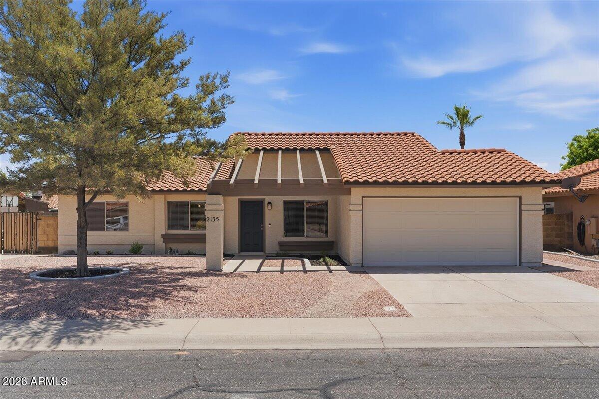 2135 W MONROE Street, Chandler, AZ 85224 — Photo 1 of 30