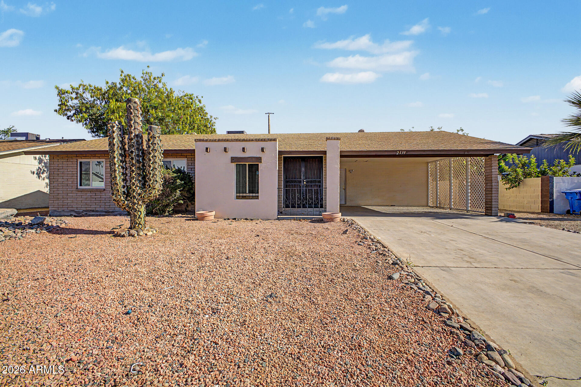 2139 W EUGIE Avenue, Phoenix, AZ 85029 — Photo 1 of 25