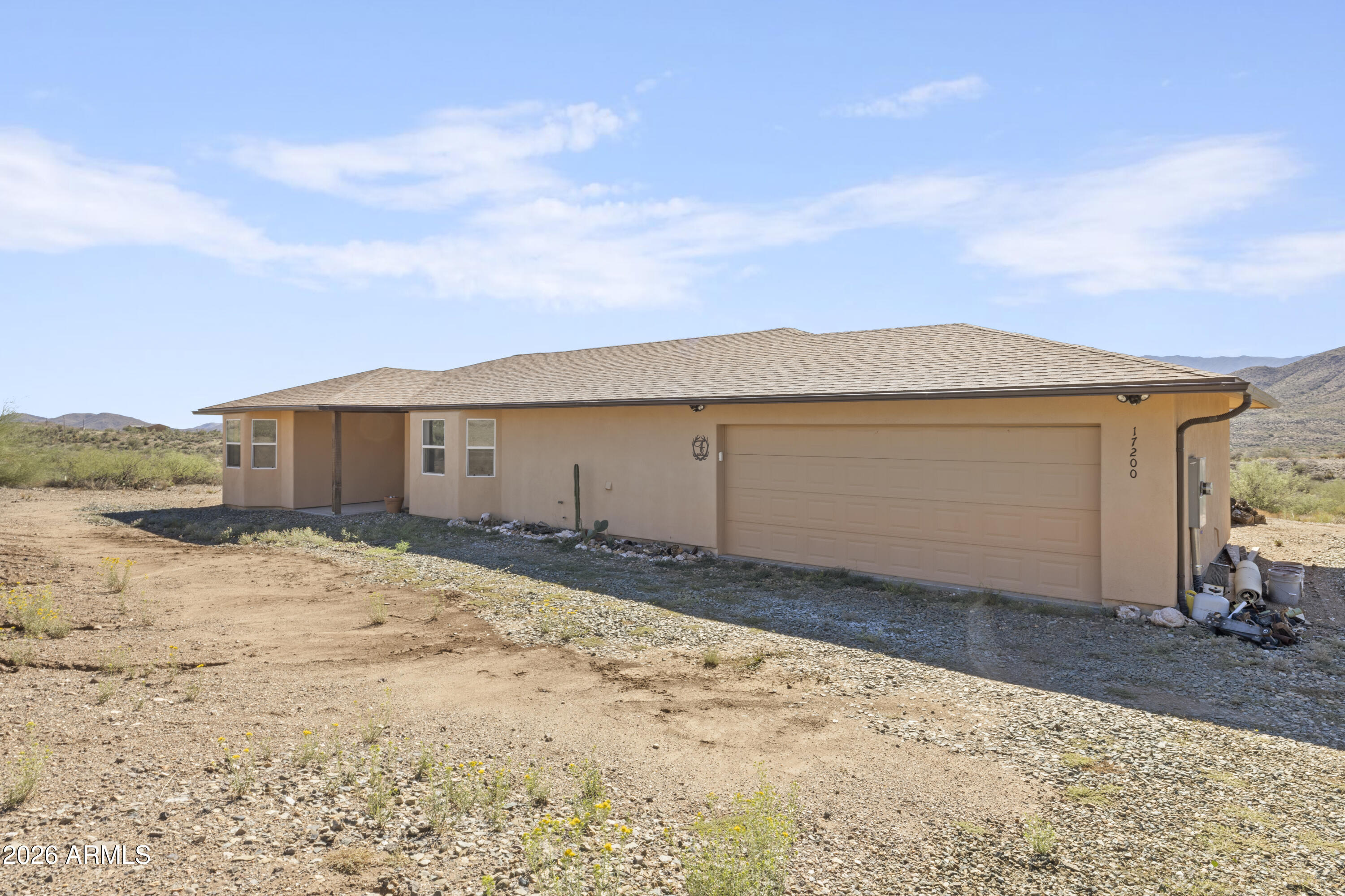 17200 S Dripping Springs Road, Mayer, AZ 86333 — Photo 1 of 43