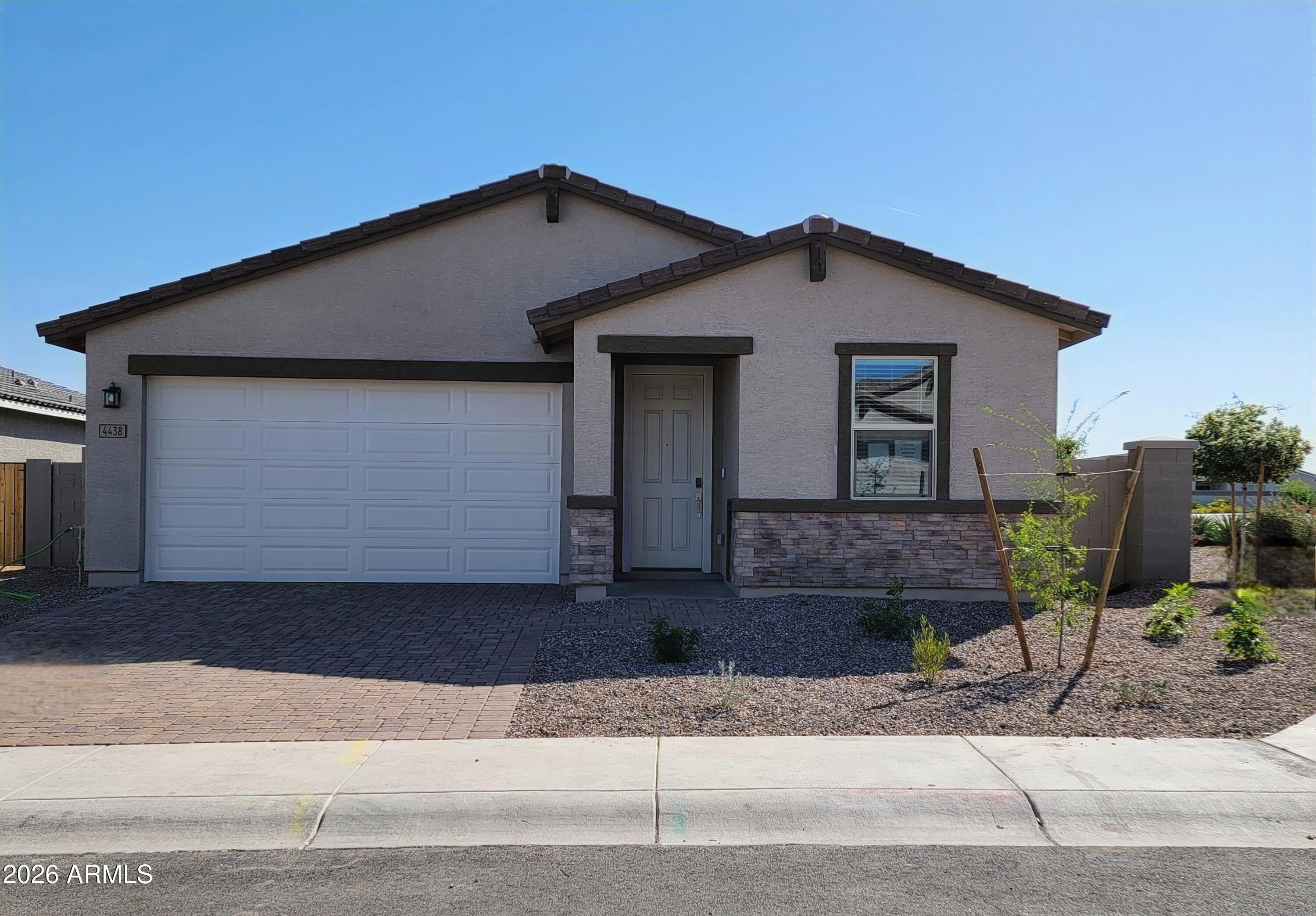 4438 W HUNTER Trail, San Tan Valley, AZ 85144 — Photo 1 of 53