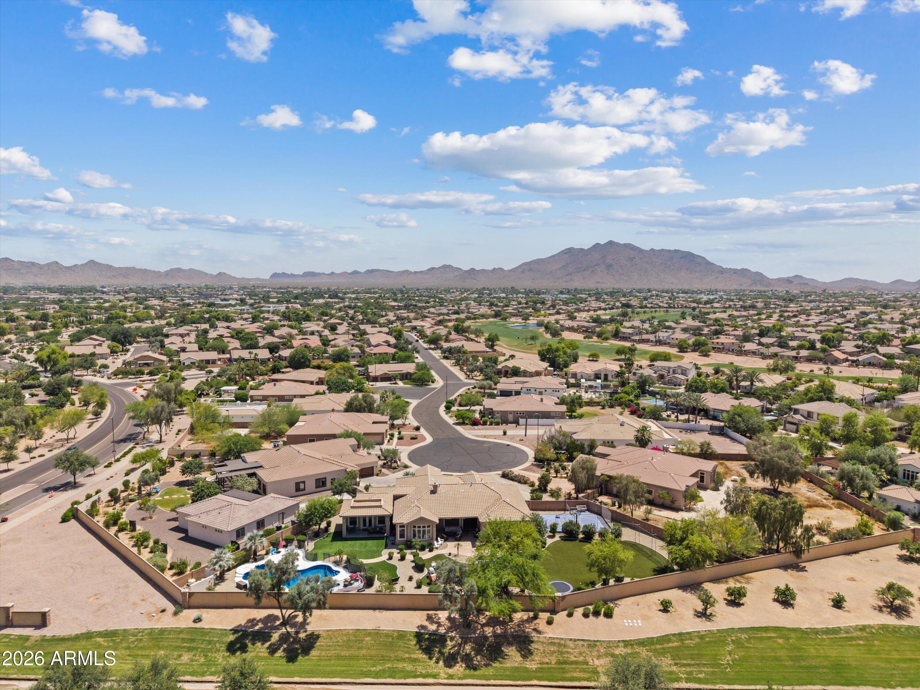 6422 S CRESTVIEW Court, Gilbert, AZ 85298 — Photo 1 of 56