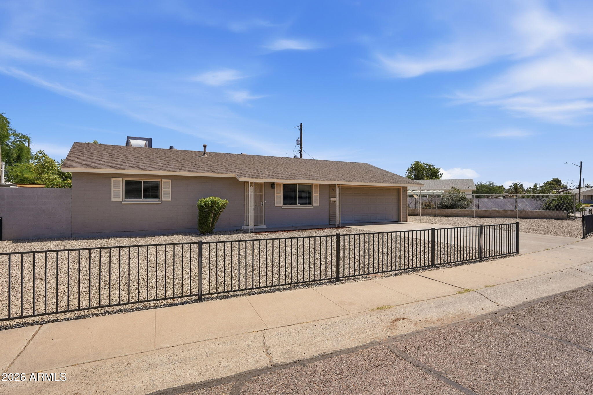 3714 W ECHO Lane, Phoenix, AZ 85051 — Photo 1 of 39