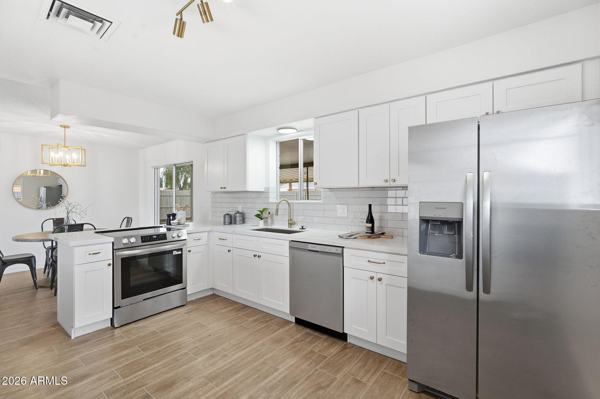 1427 S DELAWARE Drive, Apache Junction, AZ 85120