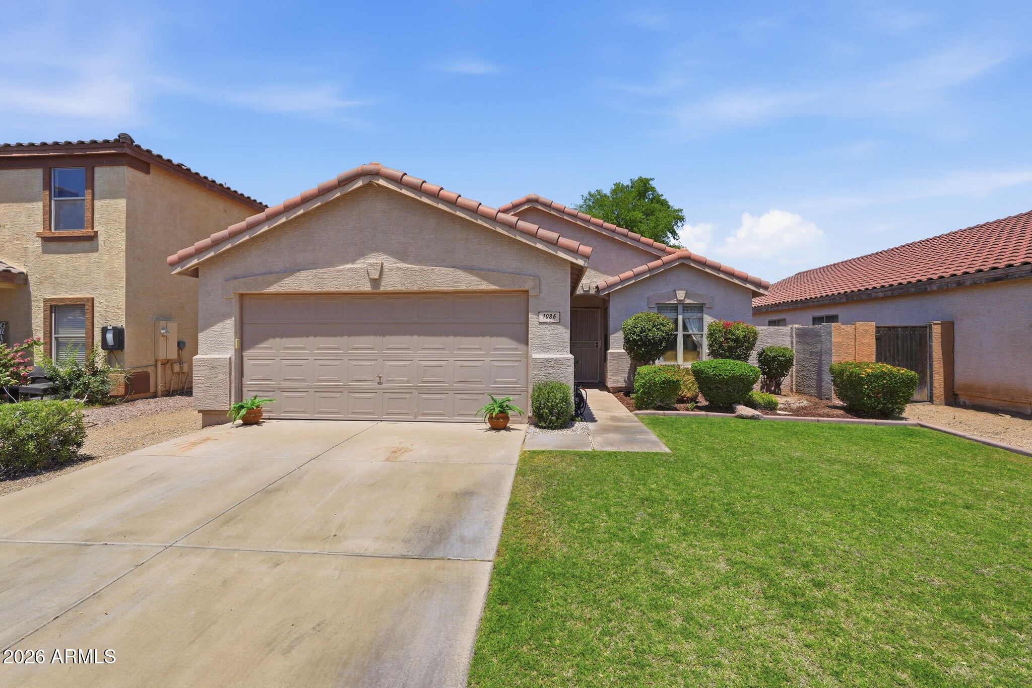 1086 E ARABIAN Drive, Gilbert, AZ 85296 — Photo 1 of 36