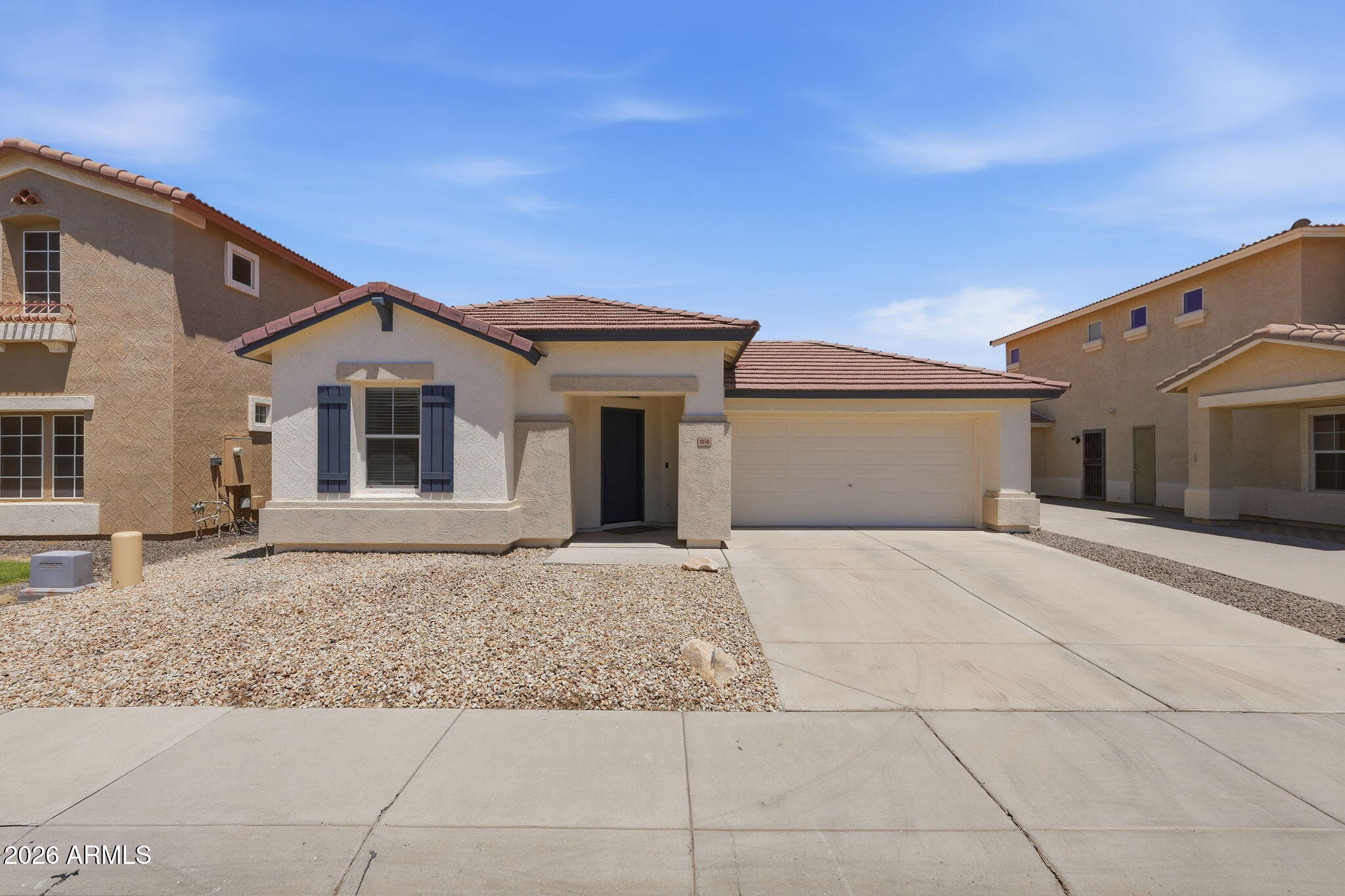 1850 E DEL RIO Street, Gilbert, AZ 85295 — Photo 1 of 40