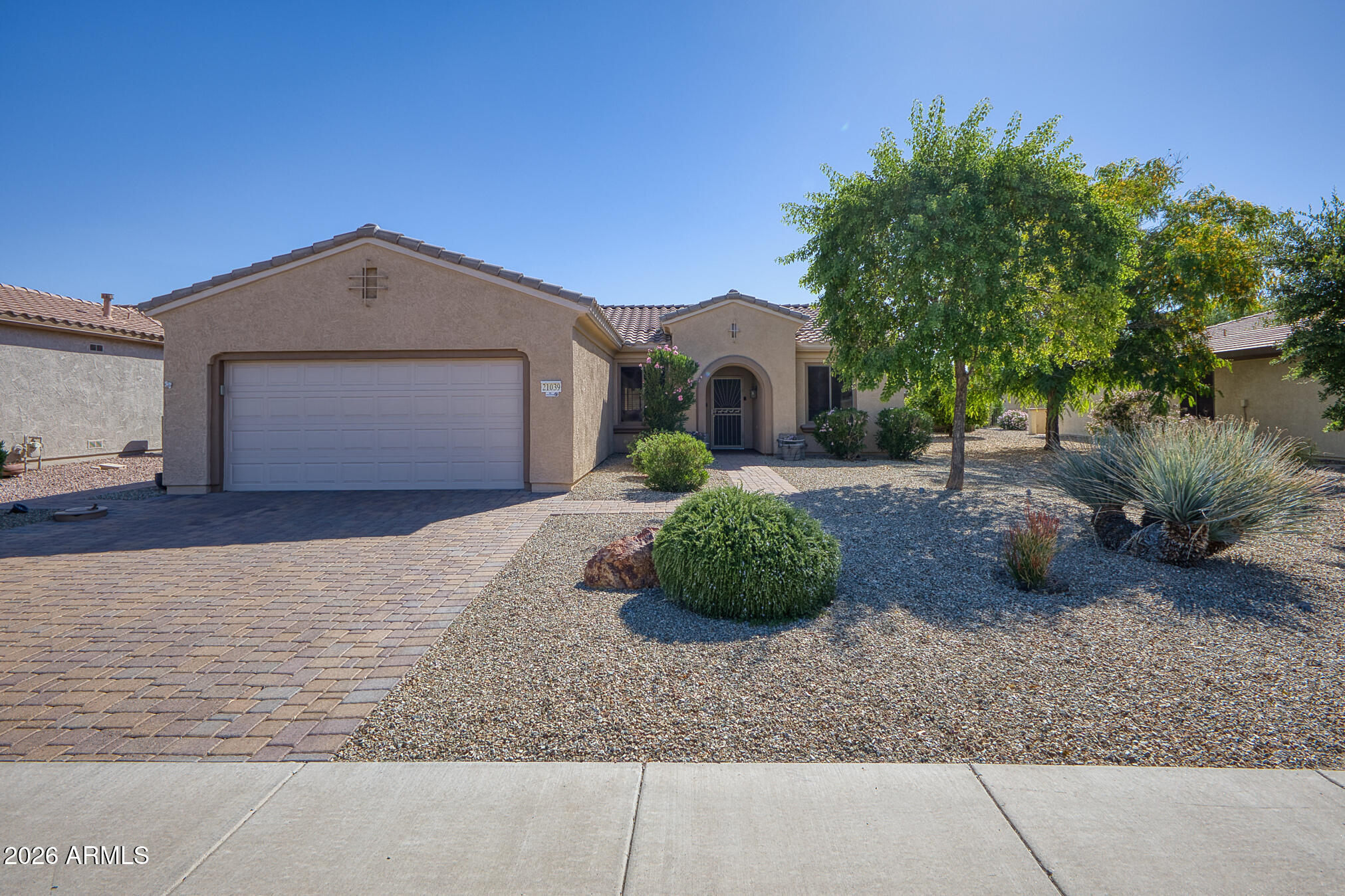 21039 N VISTA Trail, Surprise, AZ 85387
