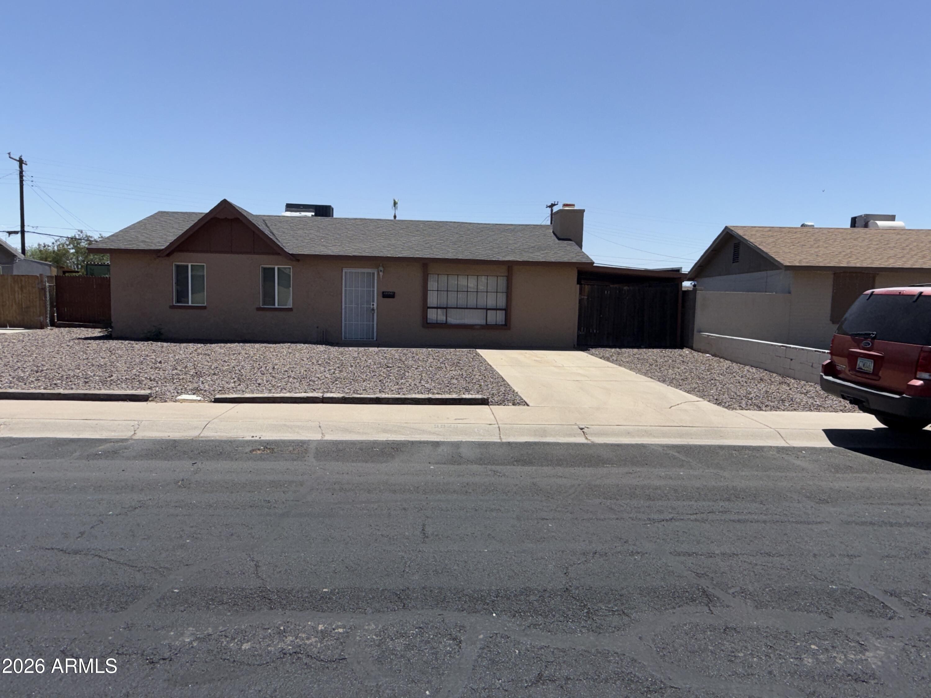 5929 W MULBERRY Drive, Phoenix, AZ 85033 — Photo 1 of 42