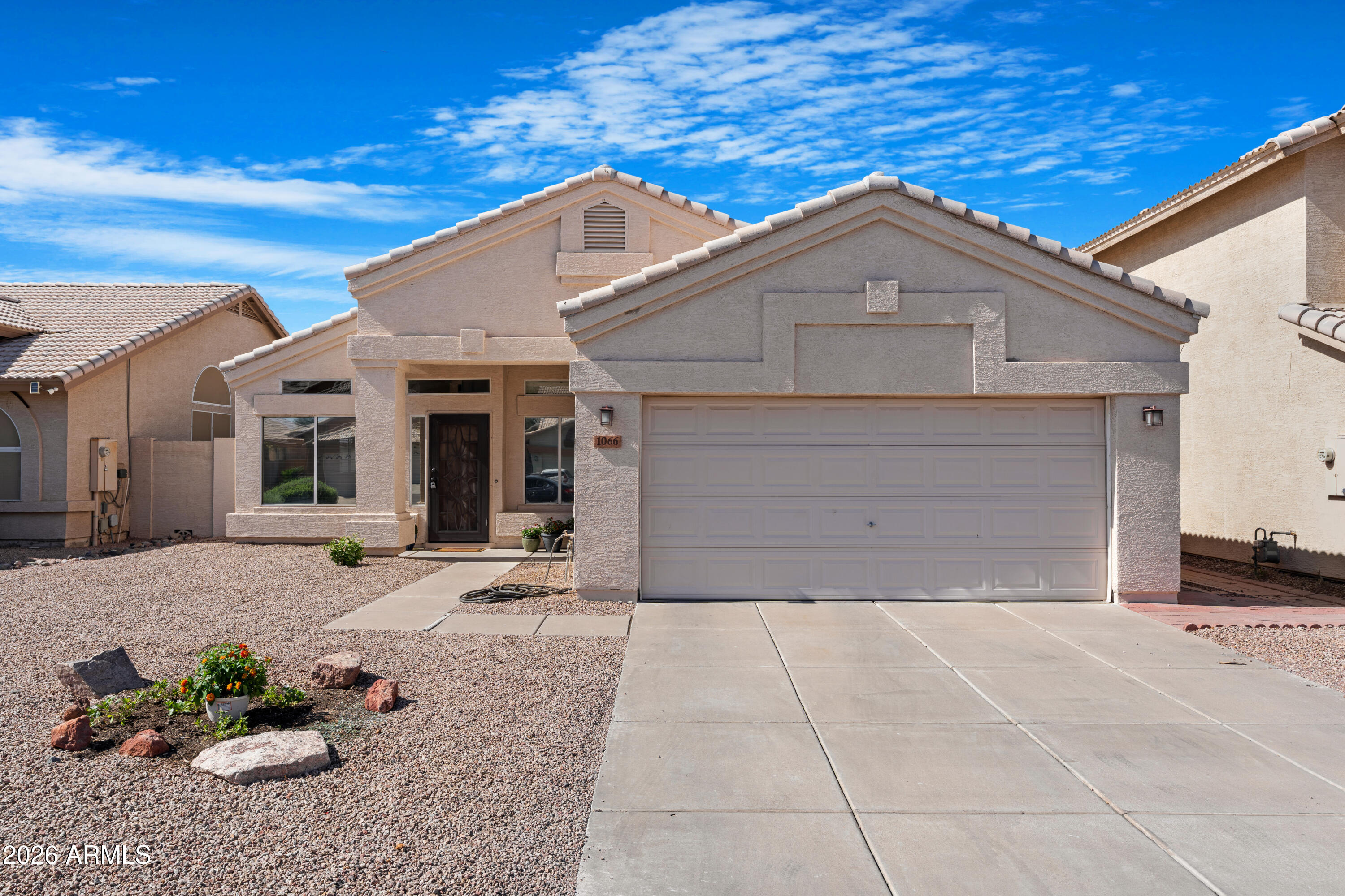 1066 W Whitten Street, Chandler, AZ 85224 — Photo 1 of 35