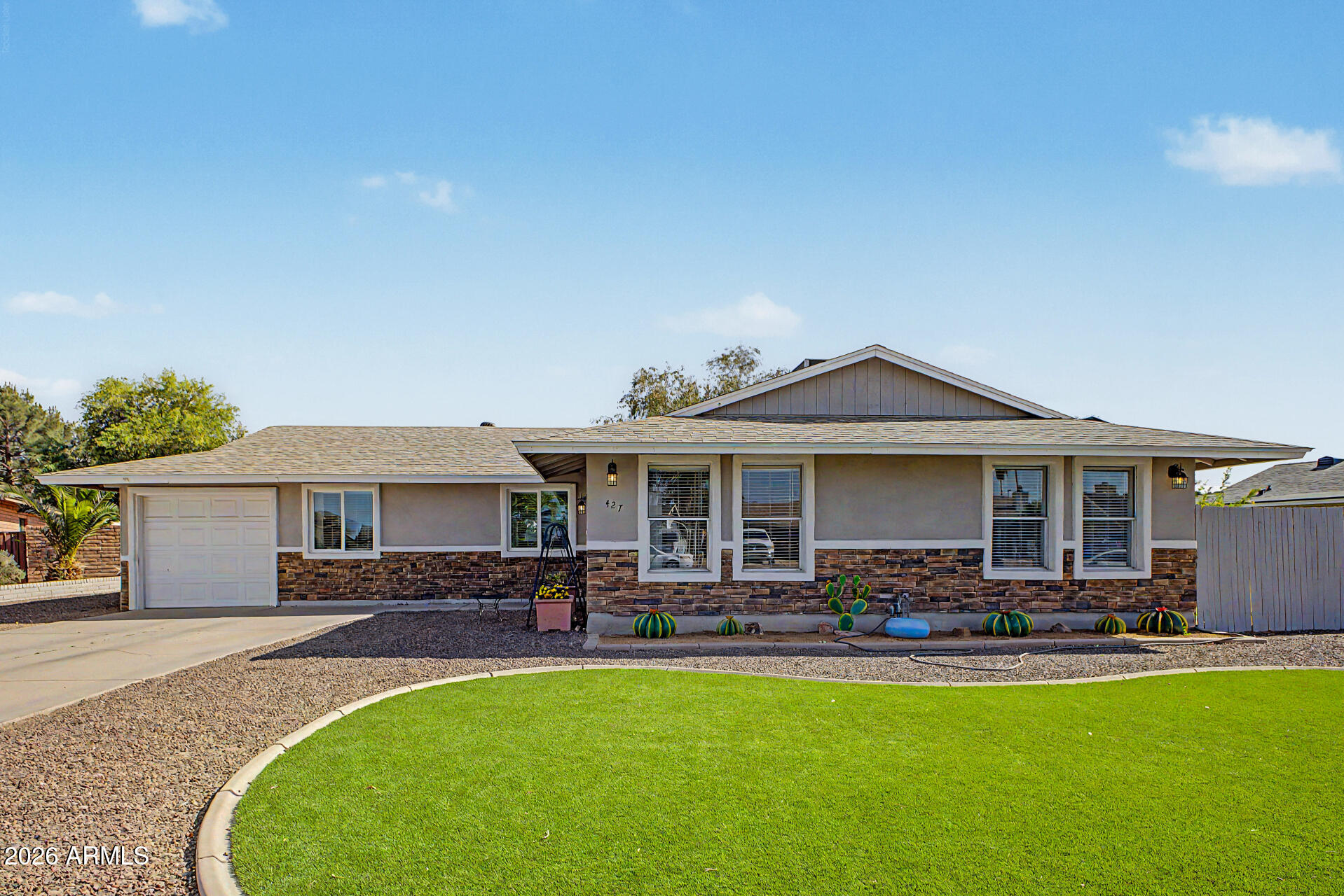 427 W SPUR Avenue, Gilbert, AZ 85233 — Photo 1 of 31