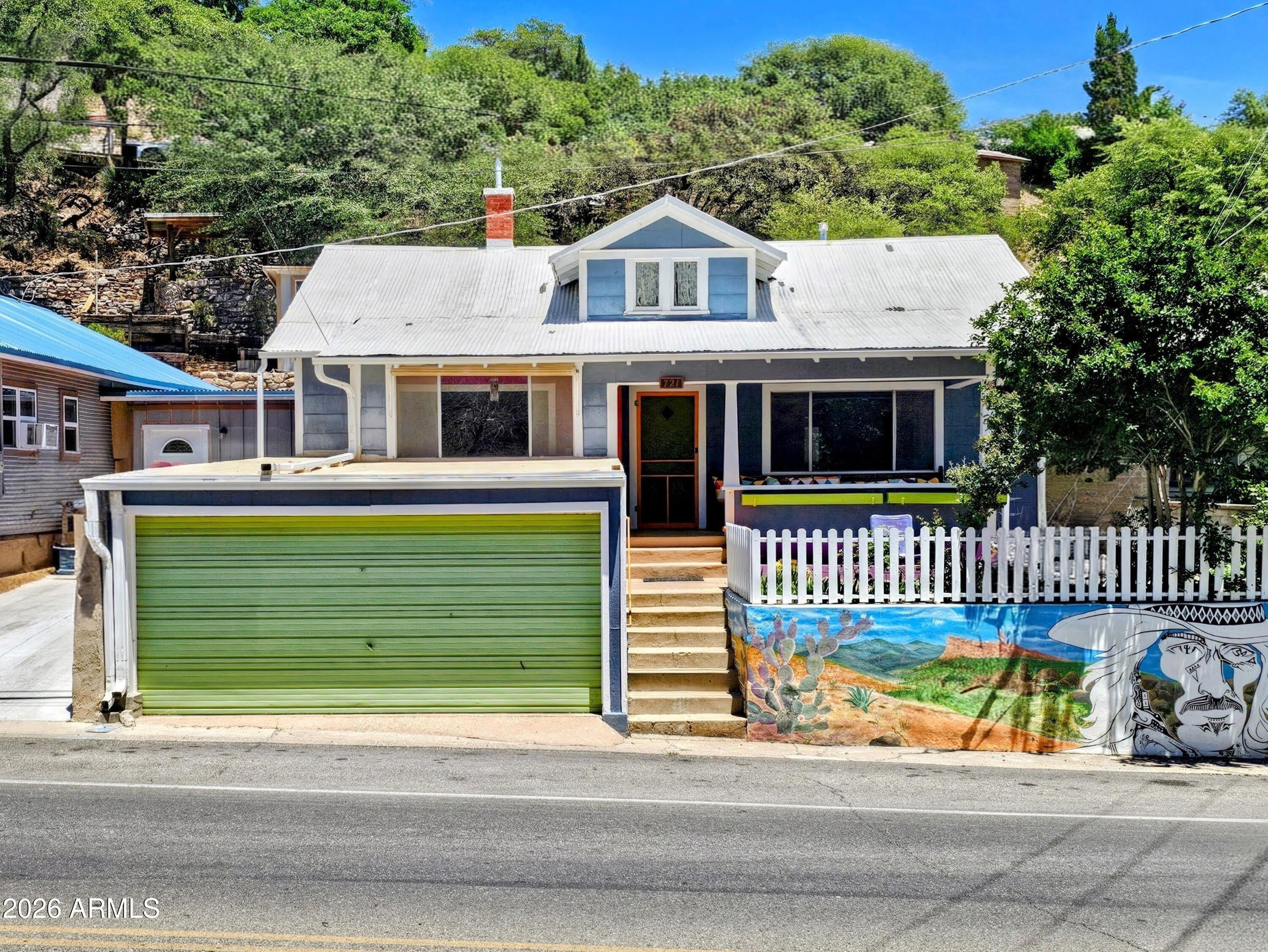 721 TOMBSTONE Canyon, Bisbee, AZ 85603