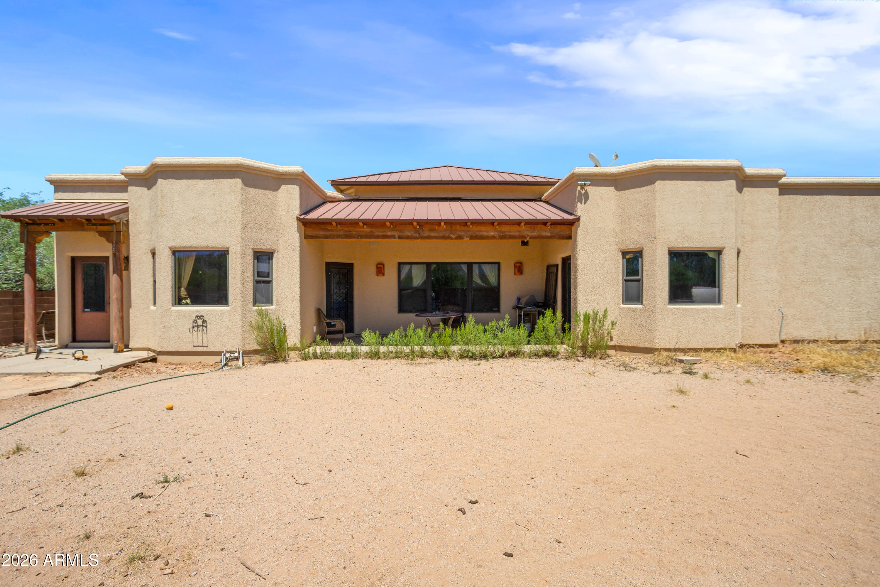6260 E CALLE CUPULA, Hereford, AZ 85615 — Photo 1 of 32
