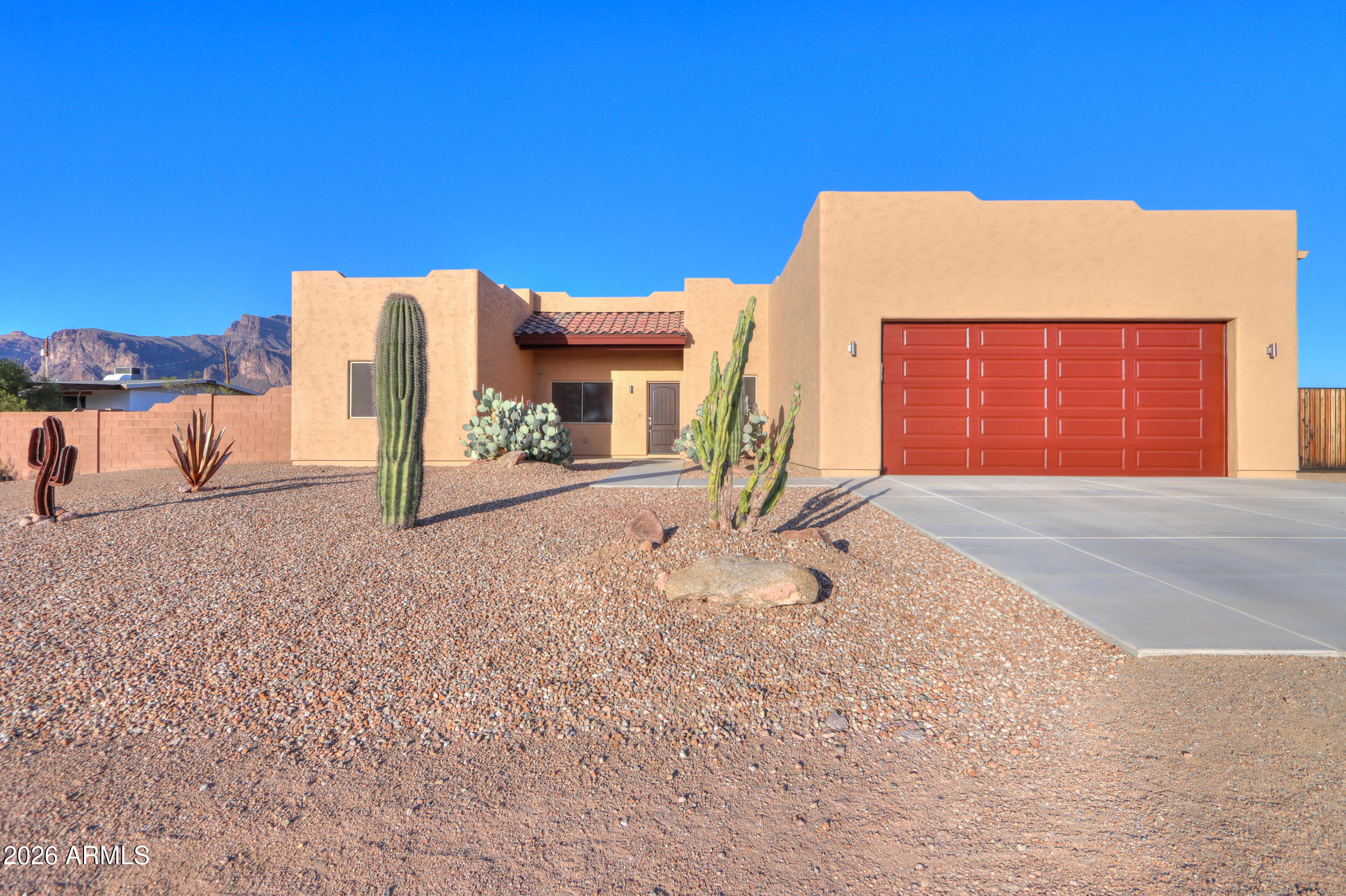 1487 S MOUNTAIN VIEW Road, Apache Junction, AZ 85119 — Photo 1 of 64