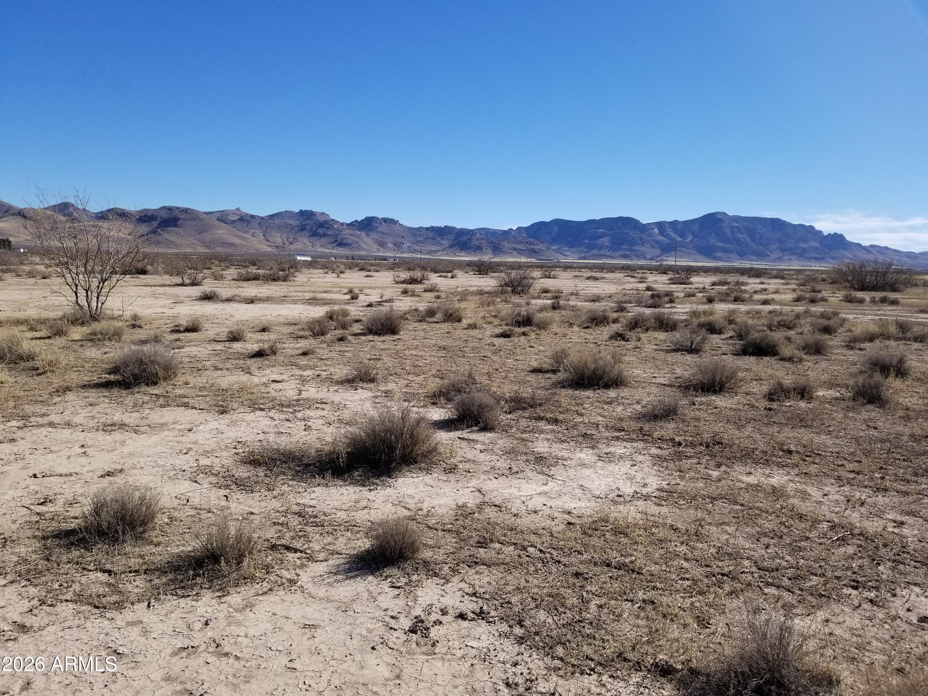 TBD E Many wells road 30, Elfrida, AZ 85610