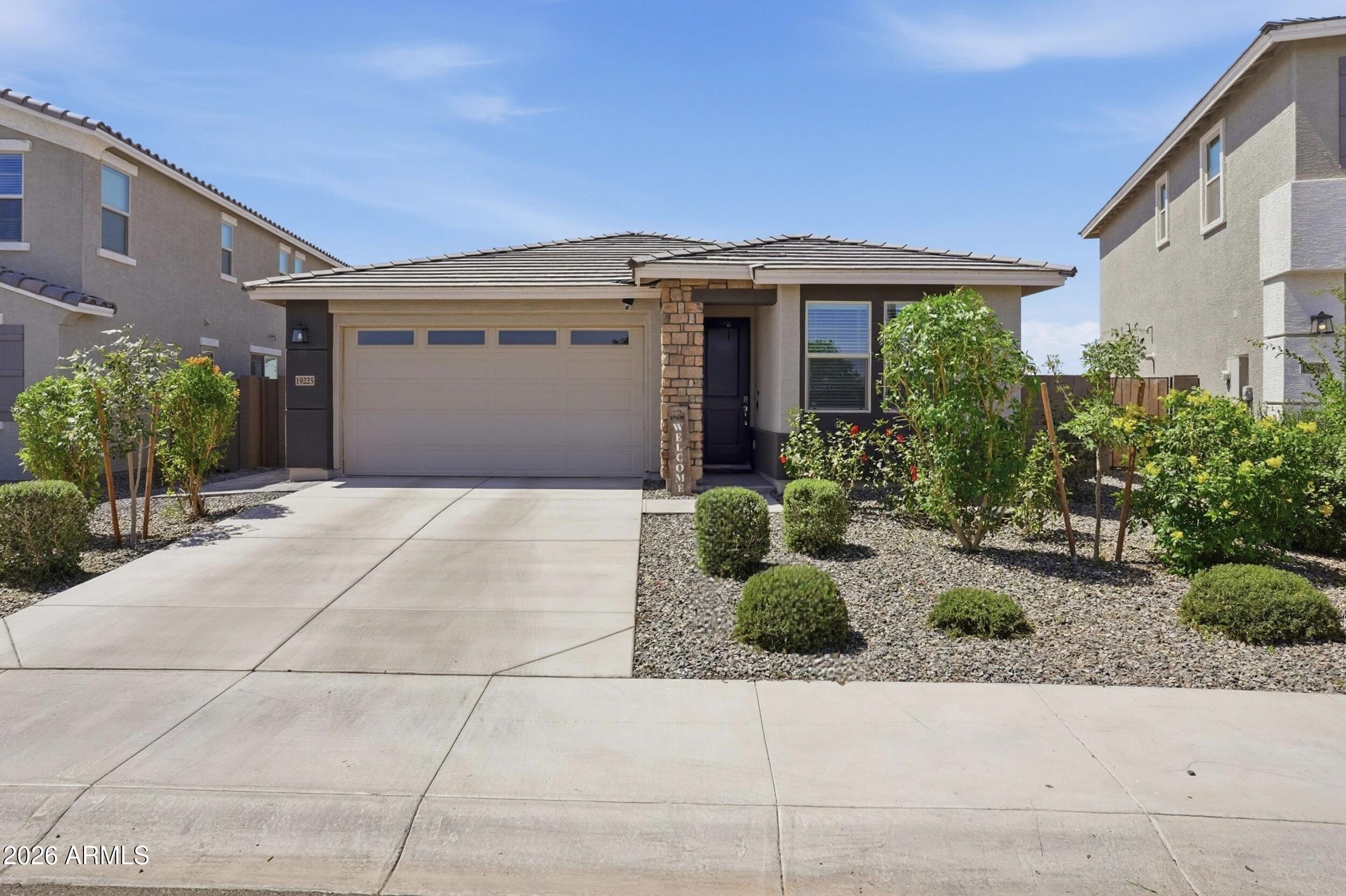 19225 W SAN MIGUEL Avenue, Litchfield Park, AZ 85340