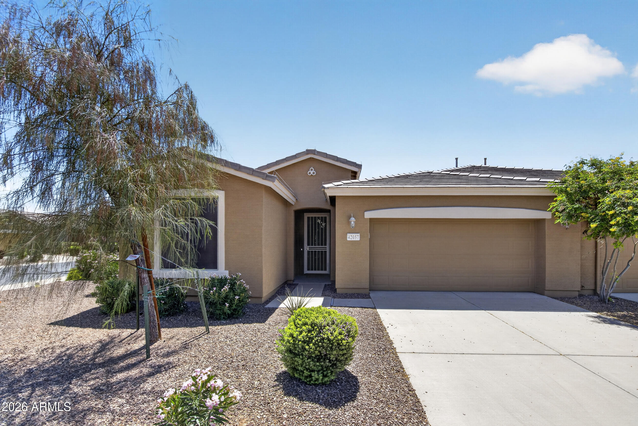 42057 W MILLER Lane, Maricopa, AZ 85138