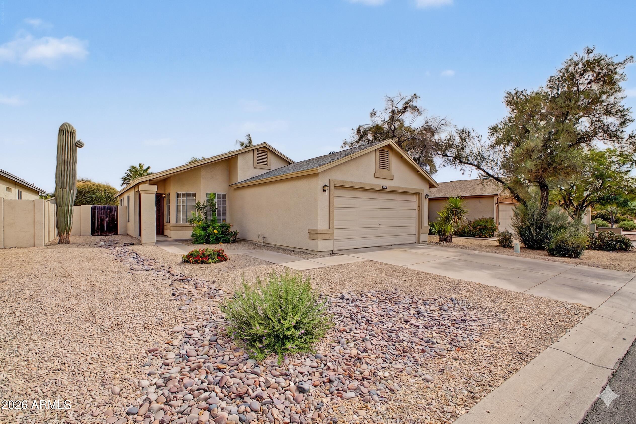 3109 E SIESTA Lane, Phoenix, AZ 85050