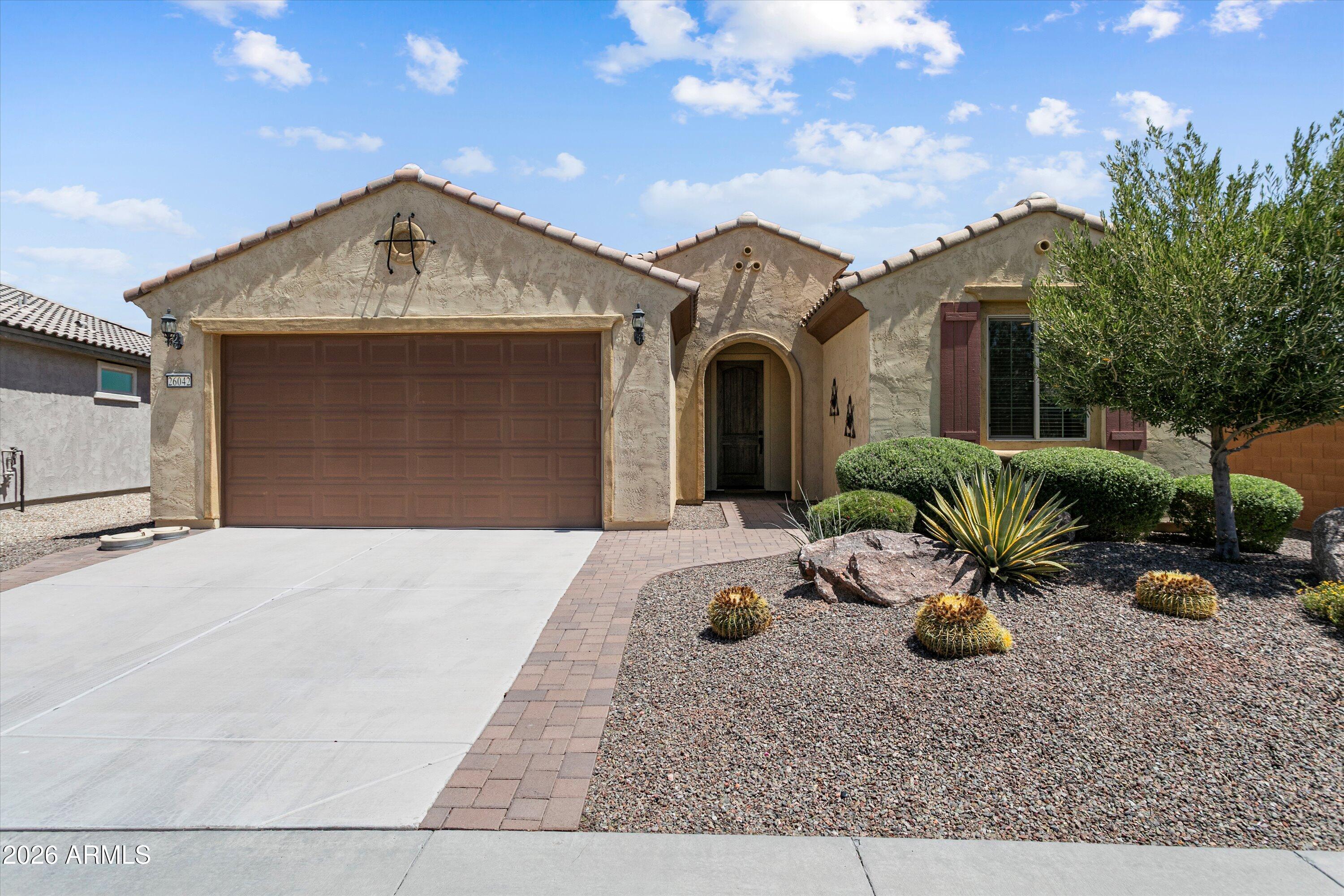 26042 W KRISTAL Way, Buckeye, AZ 85396