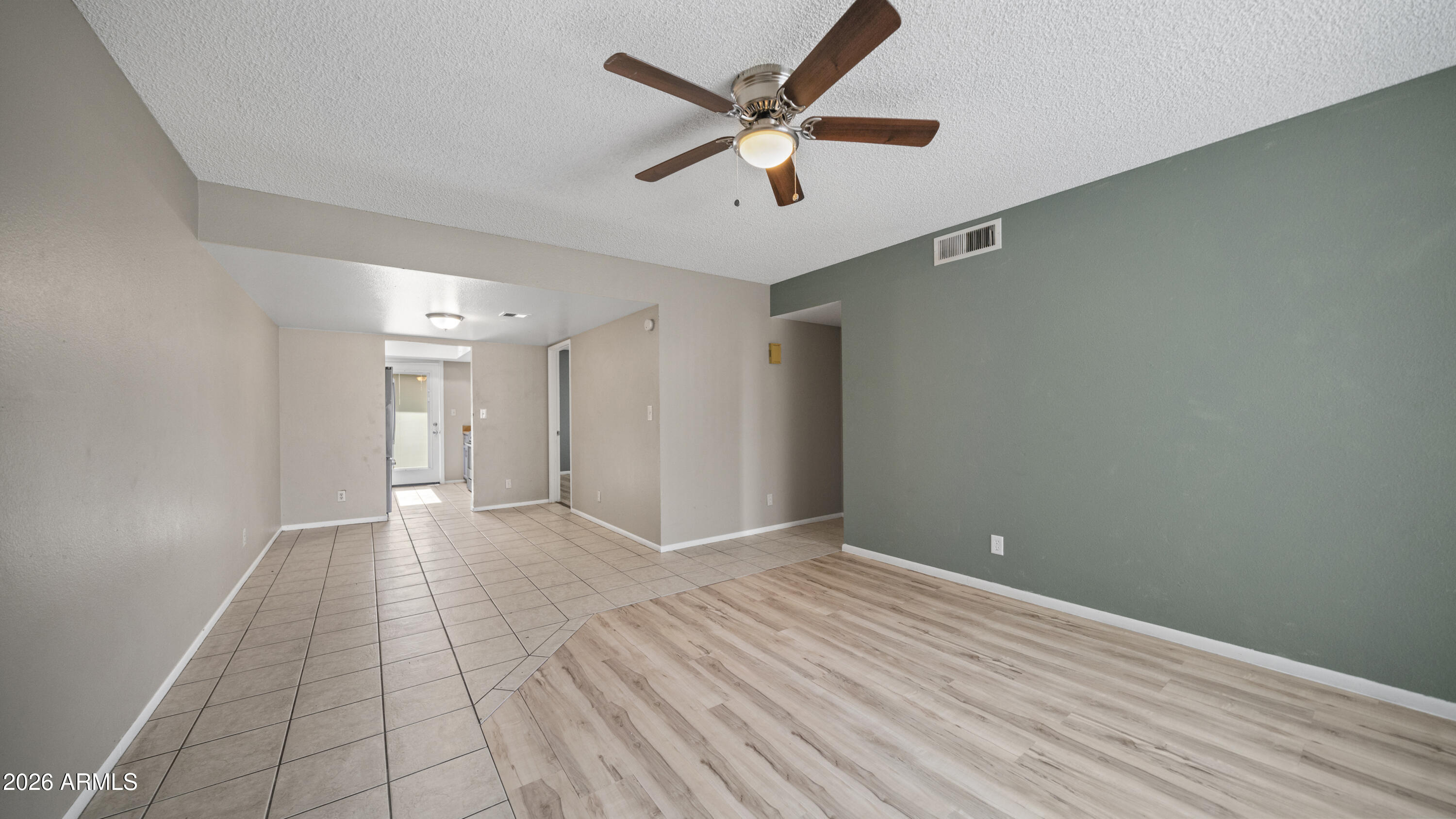 1927 E HAMPTON Avenue 222, Mesa, AZ 85204