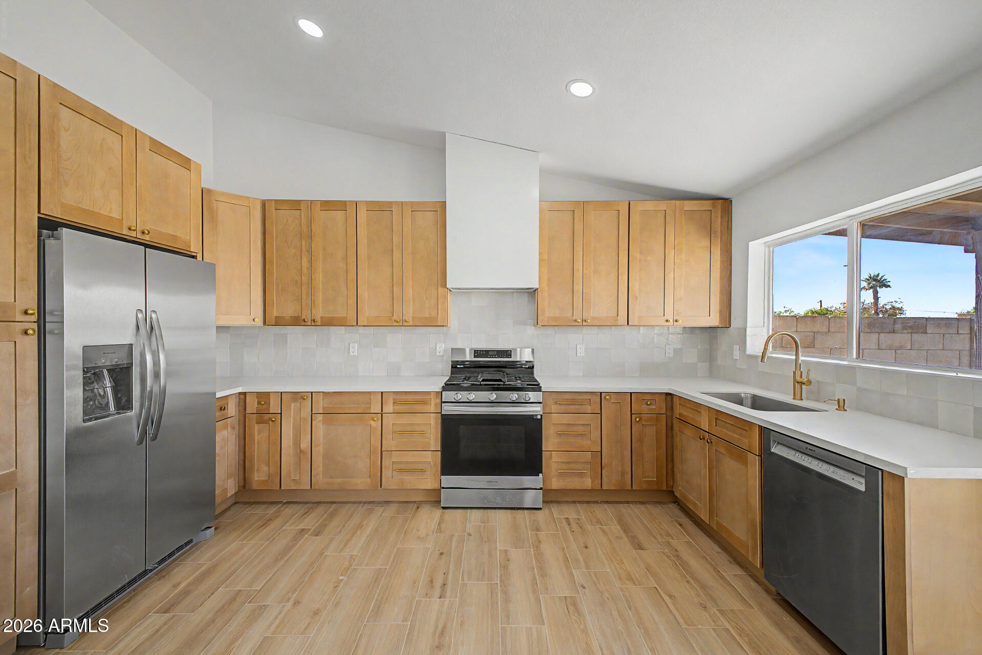 7454 W EVA Street, Peoria, AZ 85345