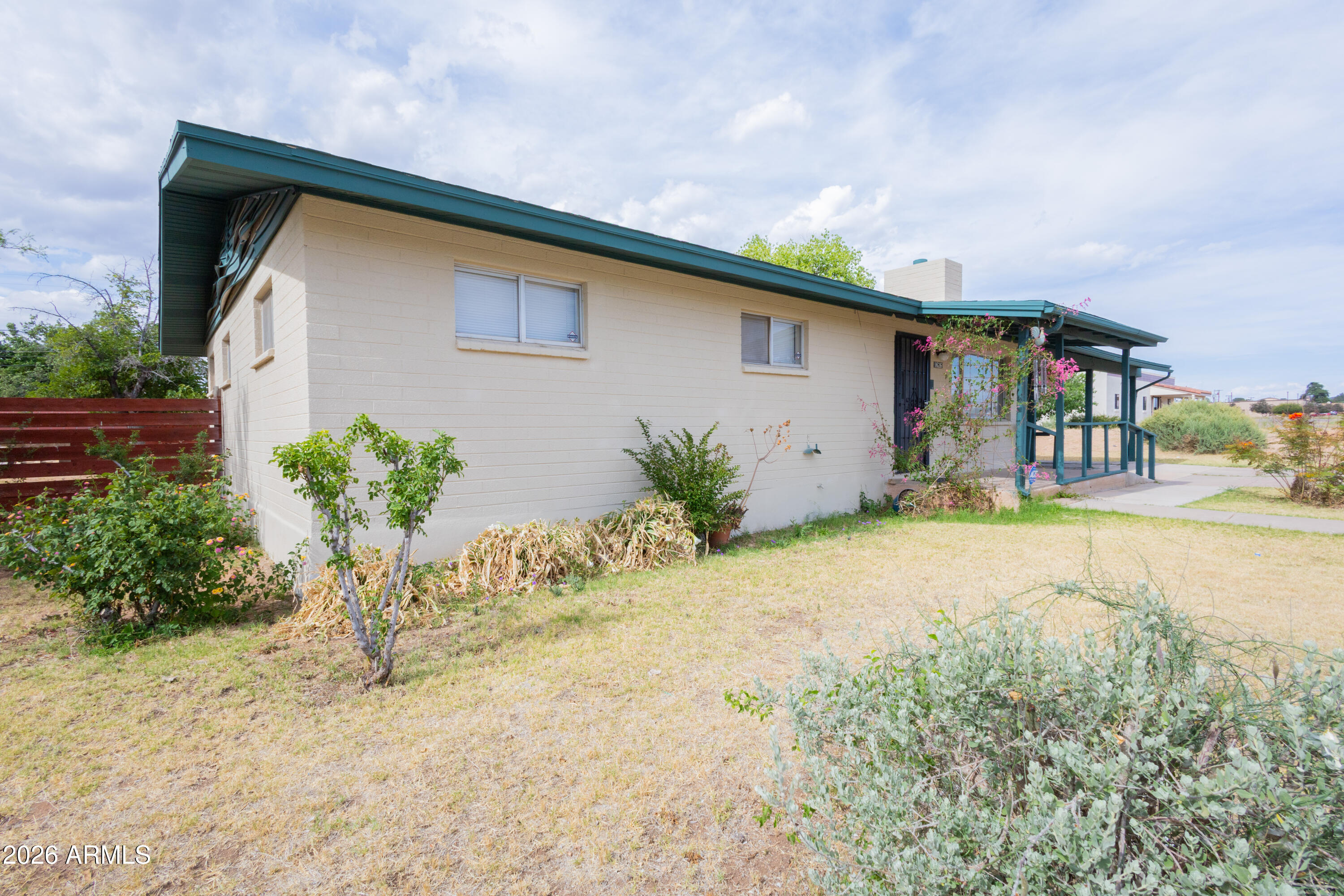 1626 E 11TH Street, Douglas, AZ 85607