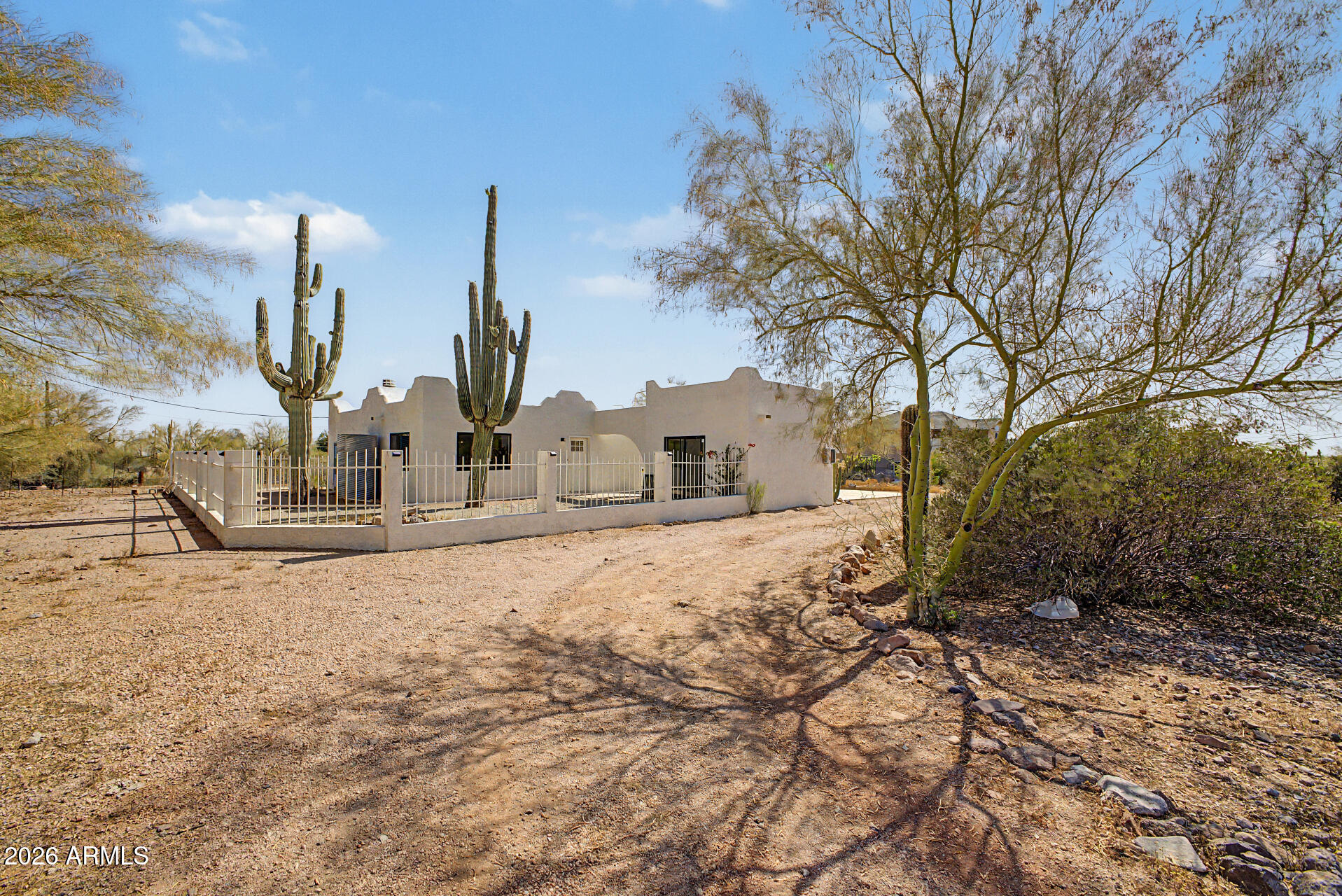 4979 E PIONEER Street, Apache Junction, AZ 85119