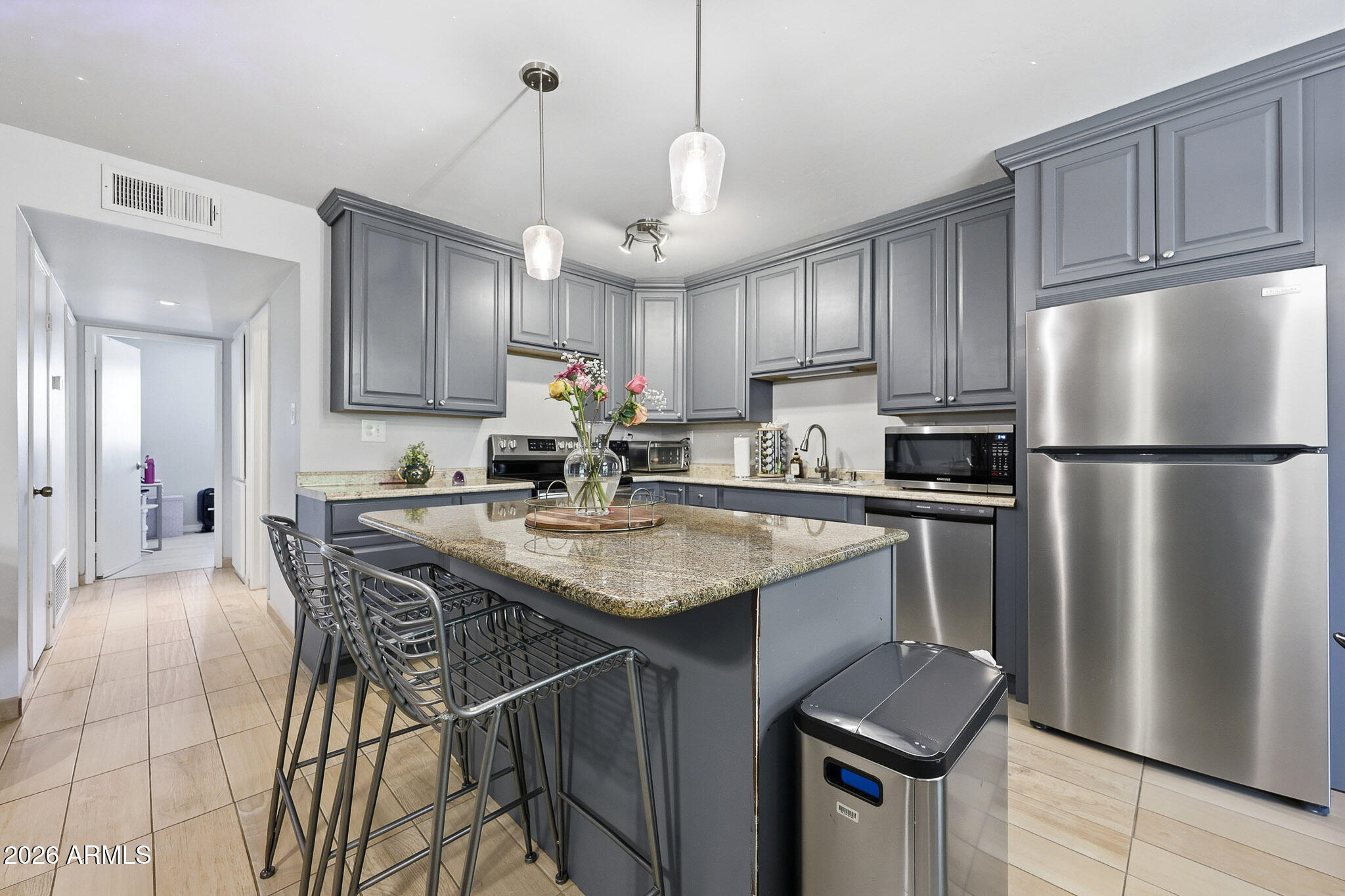 5525 E THOMAS Road N6, Phoenix, AZ 85018