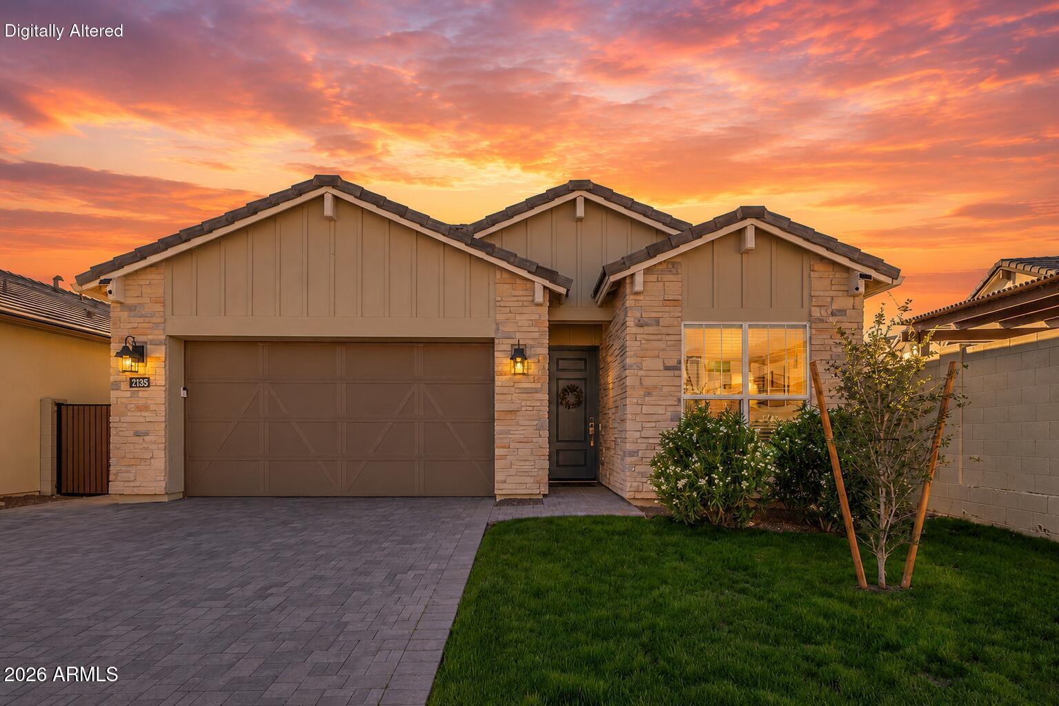 21635 N 102ND Avenue, Peoria, AZ 85382